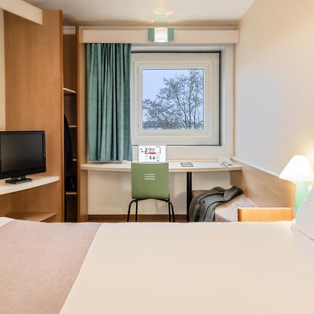 Ibis Paris Pantin Eglise Hotel Екстериор снимка